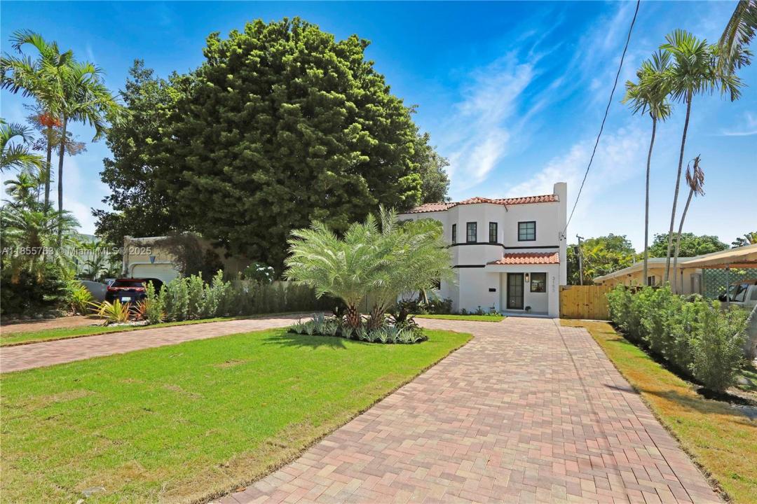 3153 Royal Palm Ave, Miami Beach, Florida 33140, Estados Unidos