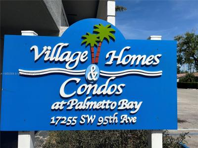 17255 SW 95th Ave J223, Palmetto Bay, Florida 33157, USA