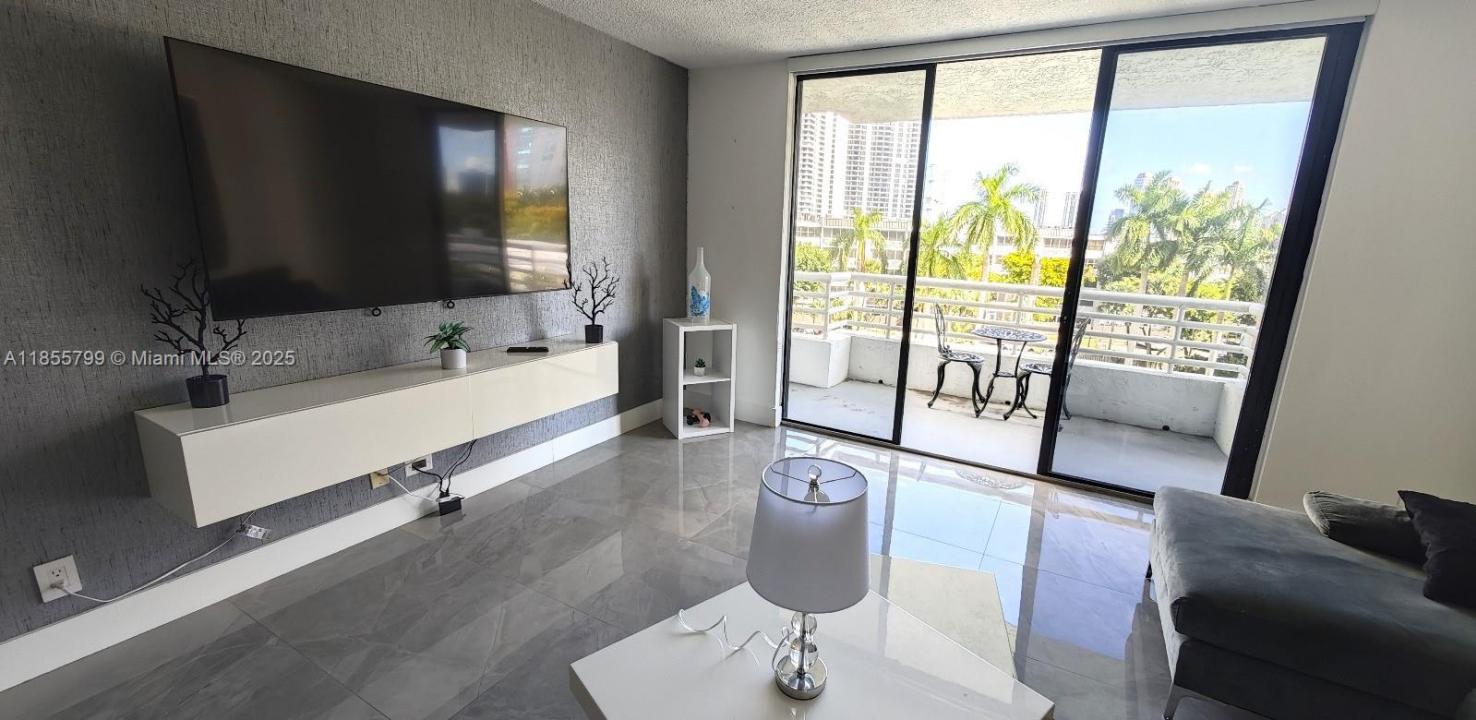 3300 NE 192nd St 517, Aventura, フロリダ 33180, アメリカ合衆国
