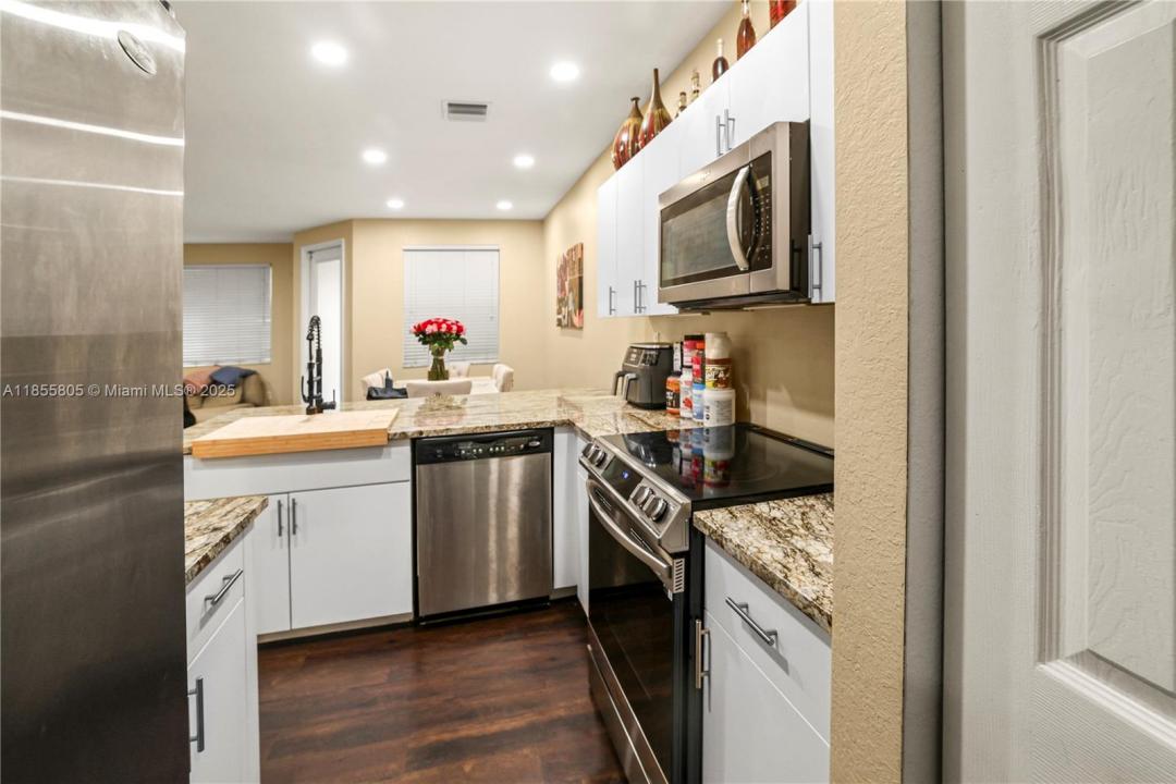 6037 SW 19th St 6037, North Lauderdale, פלורידה 33068, ארצות הברית של אמריקה 