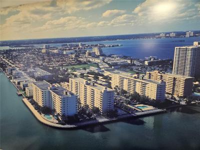 7501 E Treasure Dr 1L, North Bay Village, Florida 33141, USA