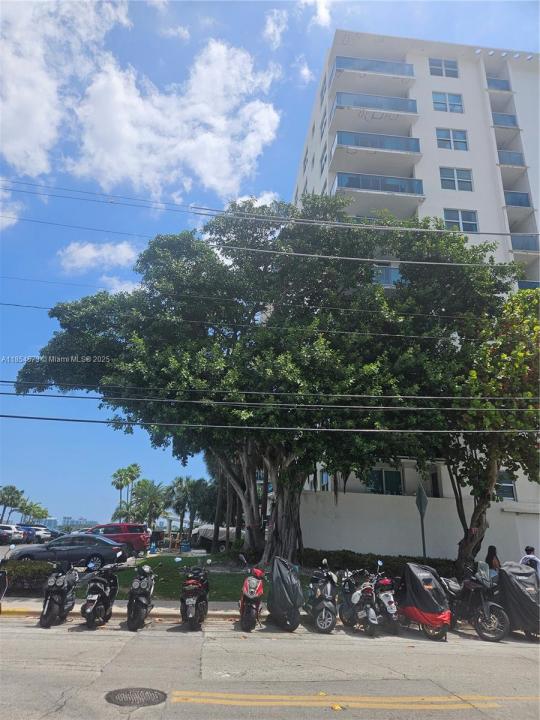 7501 E Treasure Dr 1L, North Bay Village, Flórida 33141, Estados Unidos