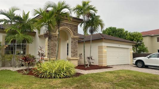 9506 SW 220th Ln, Cutler Bay, Florida 33190, USA