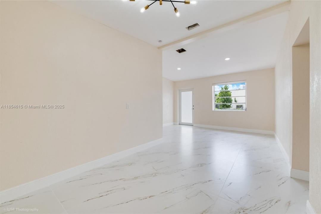 10421 SW 184th St 0, Cutler Bay, Florida 33157, Estados Unidos
