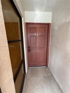 6675 W 4th Ave 117, Hialeah, Florida 33012, USA