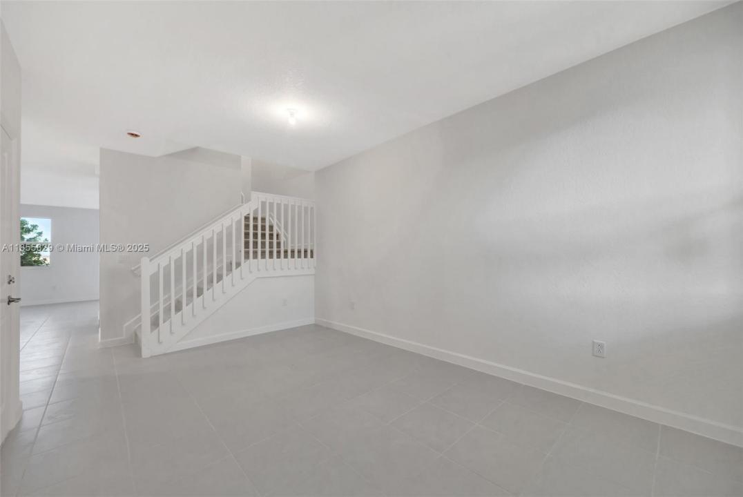 2813 SE 25th Ave 2813, Homestead, Флорида 33035, Соединенные Штаты