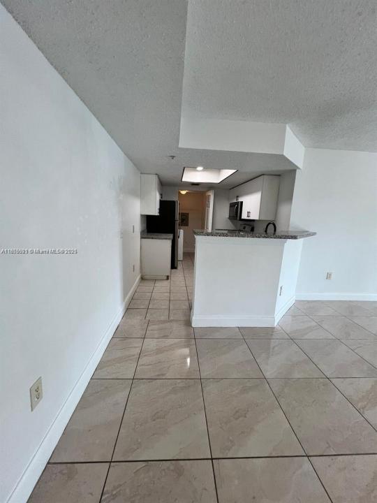 5065 Wiles Rd 103, Coconut Creek, Florida 33073, HOA KỲ