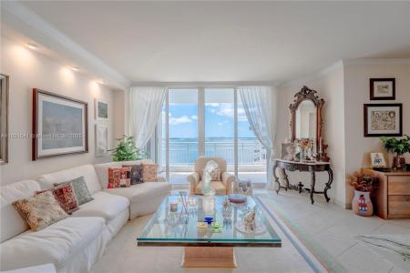 808 Brickell Key Dr 1008, Miami, Florida 33131, USA