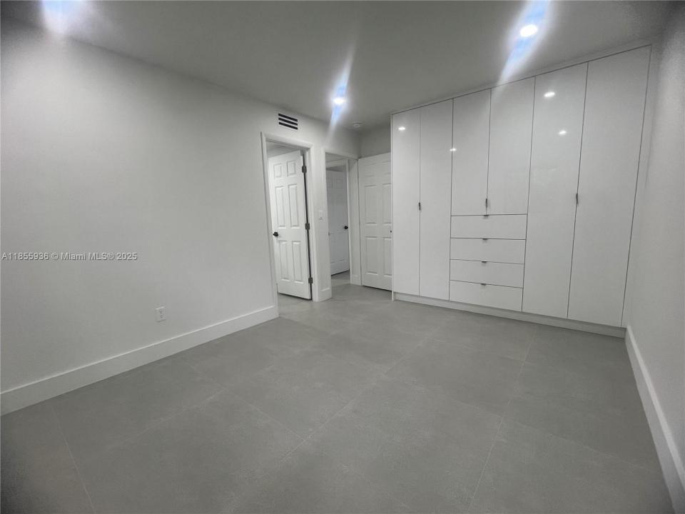 13380 NW 32nd Ave, Opa-Locka, Floride 33054, États-Unis