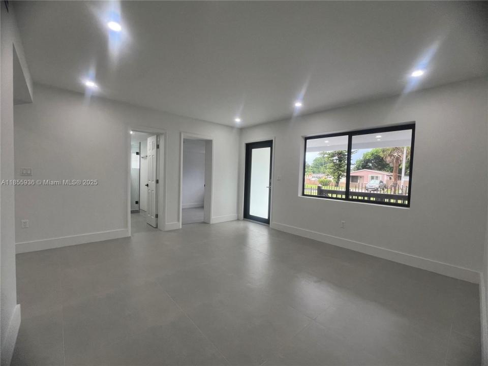 13380 NW 32nd Ave, Opa-Locka, Floride 33054, États-Unis