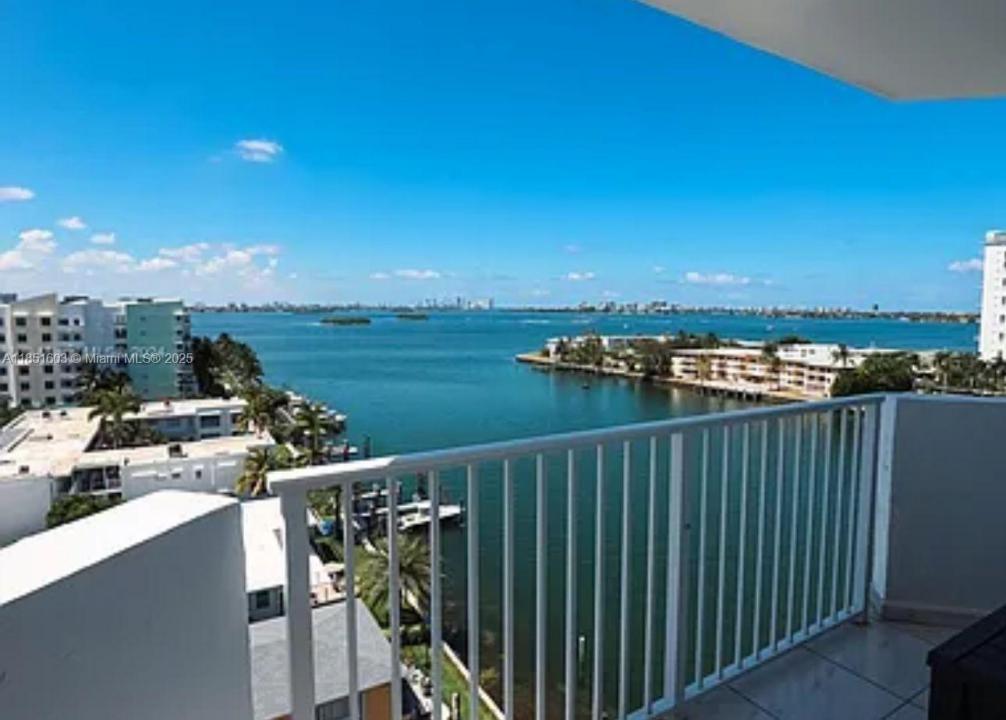 7933 E West Dr 1025, North Bay Village, فلوريدا 33141, الولايات المتحدة