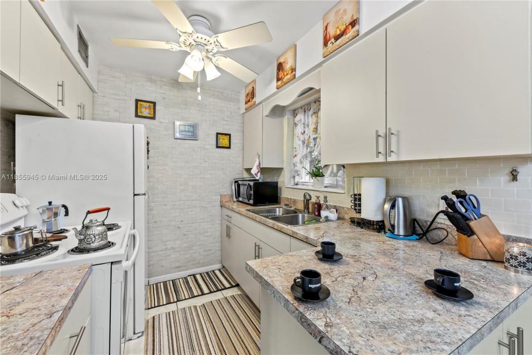 2320 Jackson St 6, Hollywood, Floride 33020, États-Unis