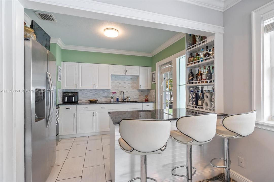 1119 S Ridge St, Lake Worth, Florida 33460