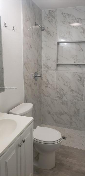 2431 Welch, Fort Myers, Florida 33901, USA
