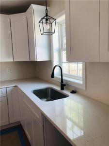 19 Piedmont Avenue, Cranston, Rhode Island 02910, USA
