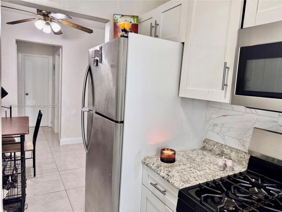 7430 Byron Ave 2A, Miami Beach, 佛羅里達州 33141, 美國