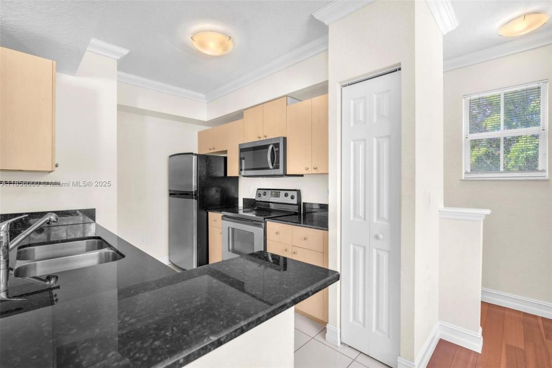 2532 Centergate Dr 201, Miramar, Floride 33025, États-Unis