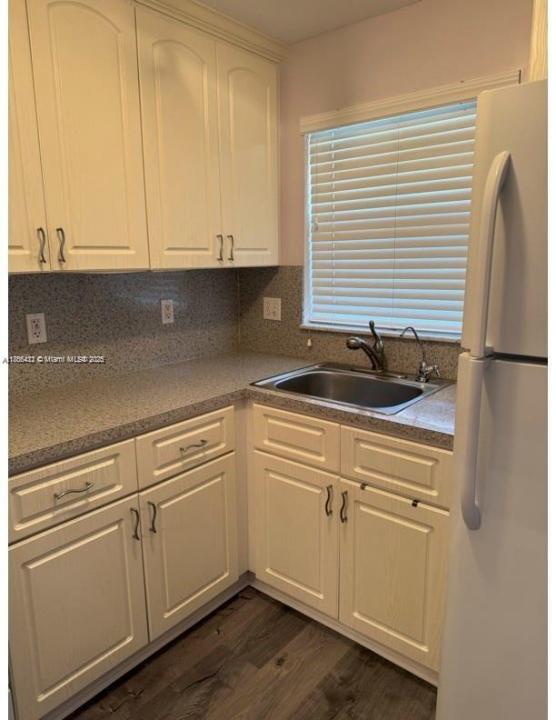 8920 Sunrise Lakes 105, Sunrise, Florida 33322, HOA KỲ