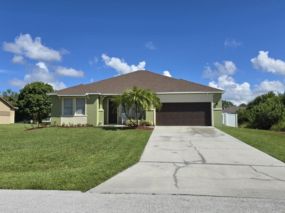 1453 Santa Anna Street SE, Palm Bay, Florida 32909, Stati Uniti