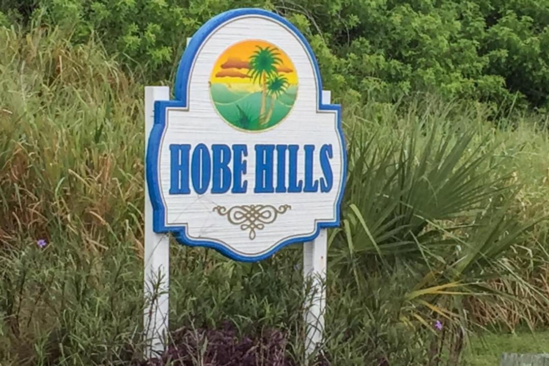 9108 SE Sharon Street, HOBE HILLS, Hobe Sound, Florida 33455