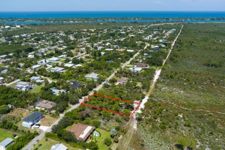 9108 SE Sharon Street, HOBE HILLS, Hobe Sound, Florida 33455