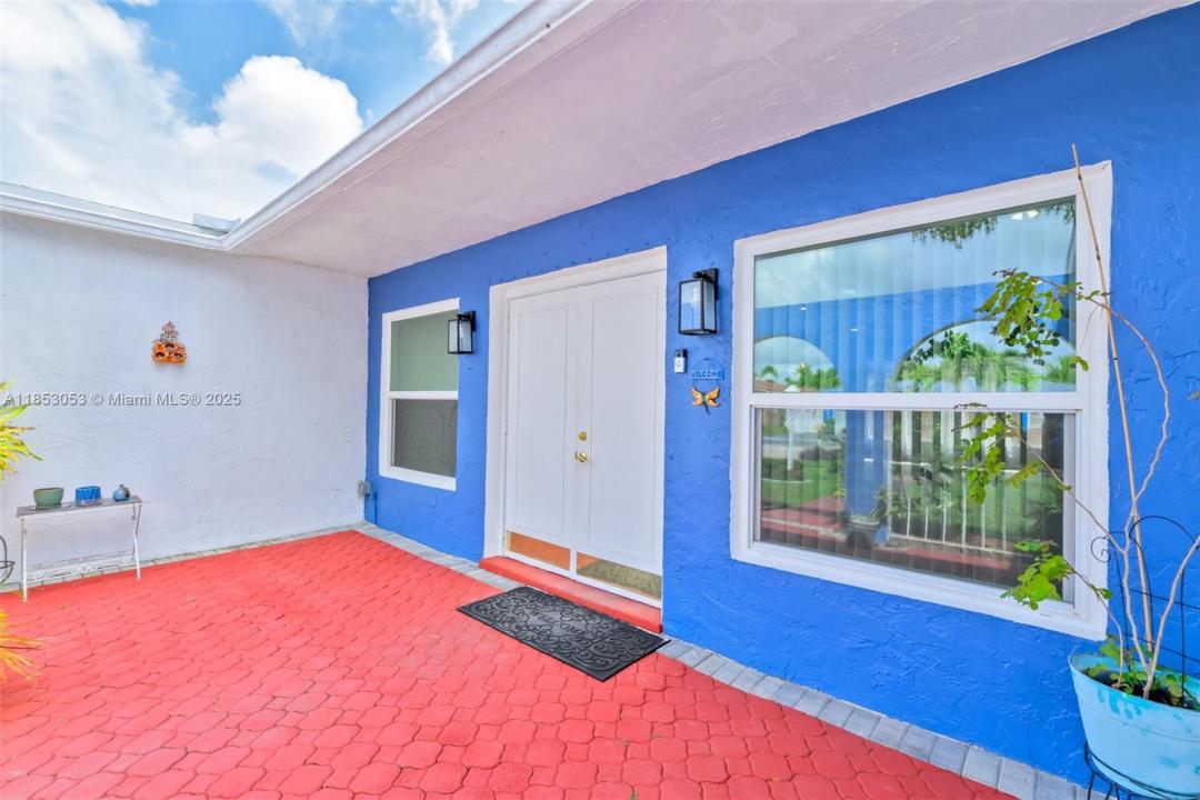851 SW 49th Ter, Margate, Florida 33068