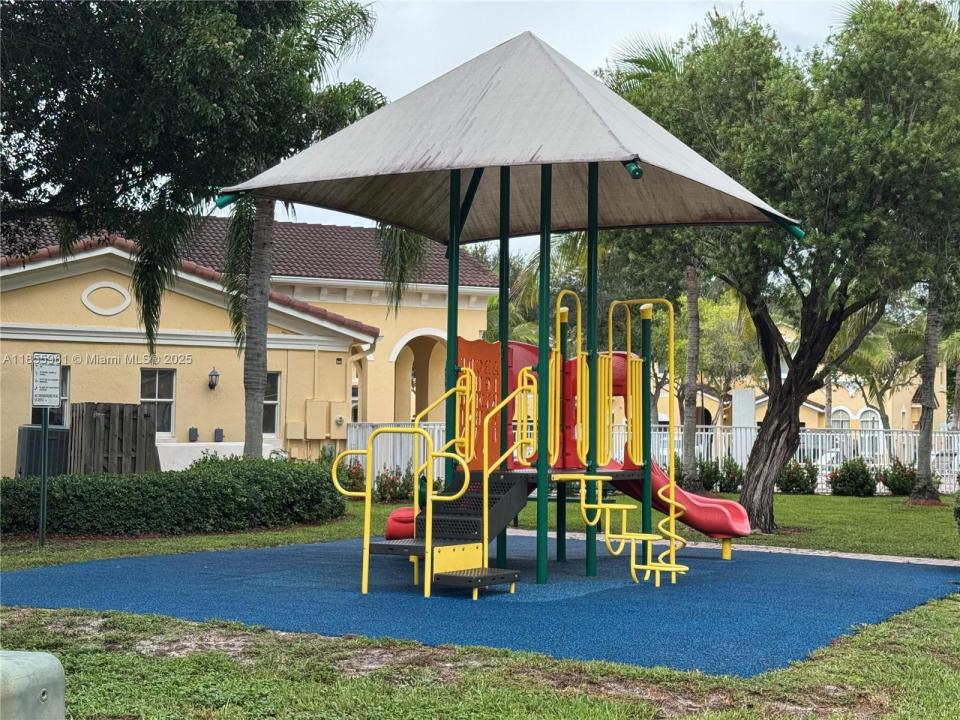 14956 SW 8th Ln, Miami, 佛羅里達州 33194, 美國