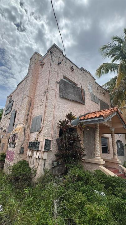 329 SW 10th Ave, Miami, Florida 33130
