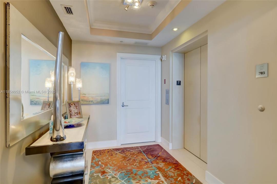1 N Ocean Blvd 703, Pompano Beach, Florida 33062, Estados Unidos