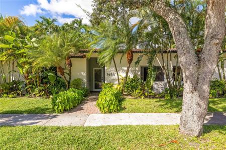 7630 NE 8th Ave, Miami, Florida 33138, USA