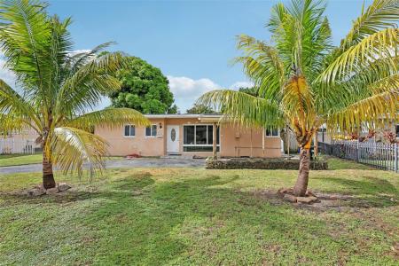 550 NE 173rd St, North Miami Beach, Florida 33162, USA