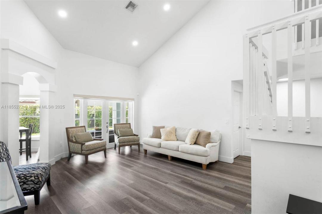 331 NW 189th Ter, Pembroke Pines, Flórida 33029, Estados Unidos