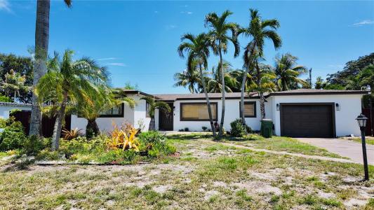 6950 SW 14th St, Pembroke Pines, Florida 33023, USA