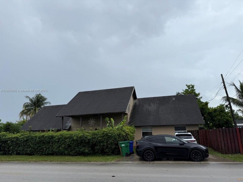 1801 Gardenia Rd, Fort Lauderdale, Florida 33317