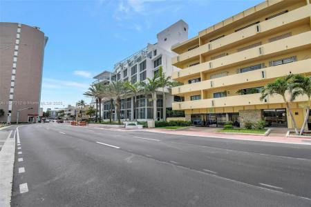 2924 Collins Ave 501, Miami Beach, Florida 33140, USA