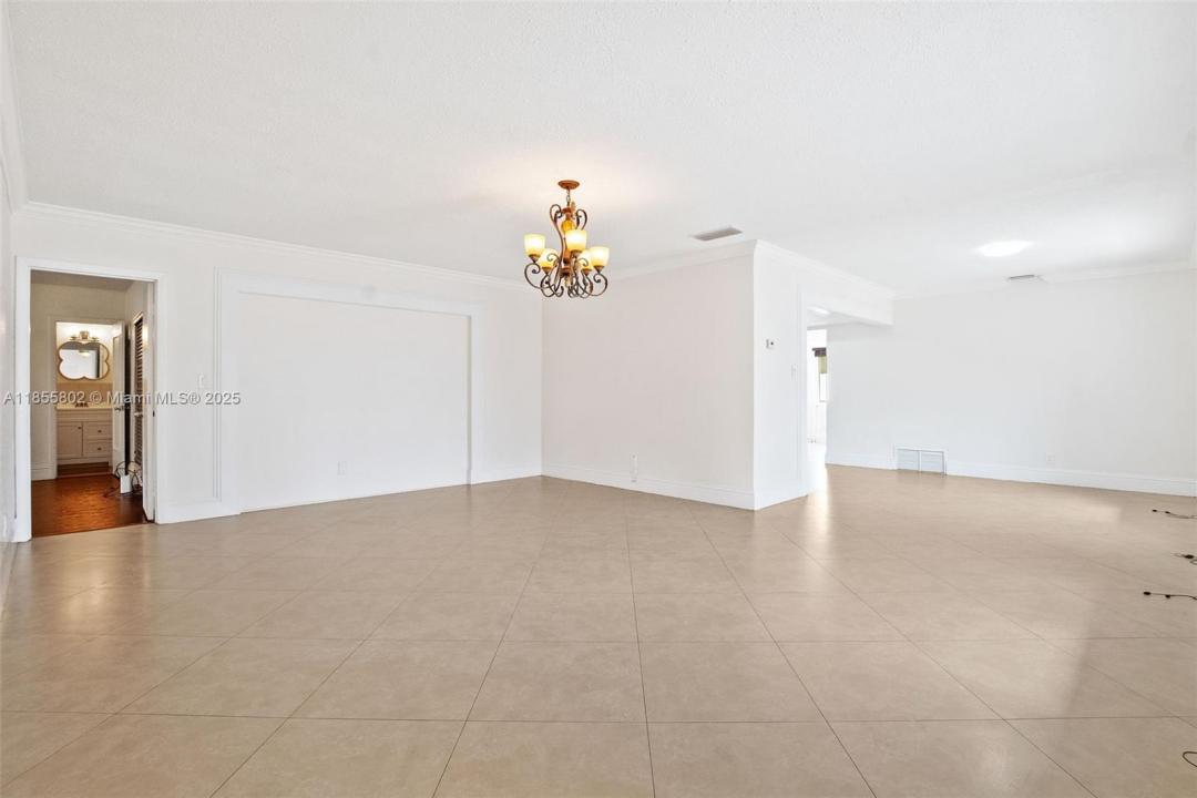110 NW 78th Ave, Pembroke Pines, Floryda 33024, USA