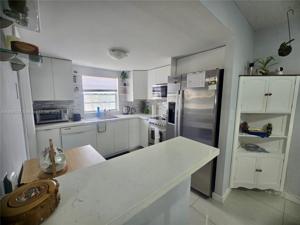 5300 Washington St U403, Hollywood, Florida 33021