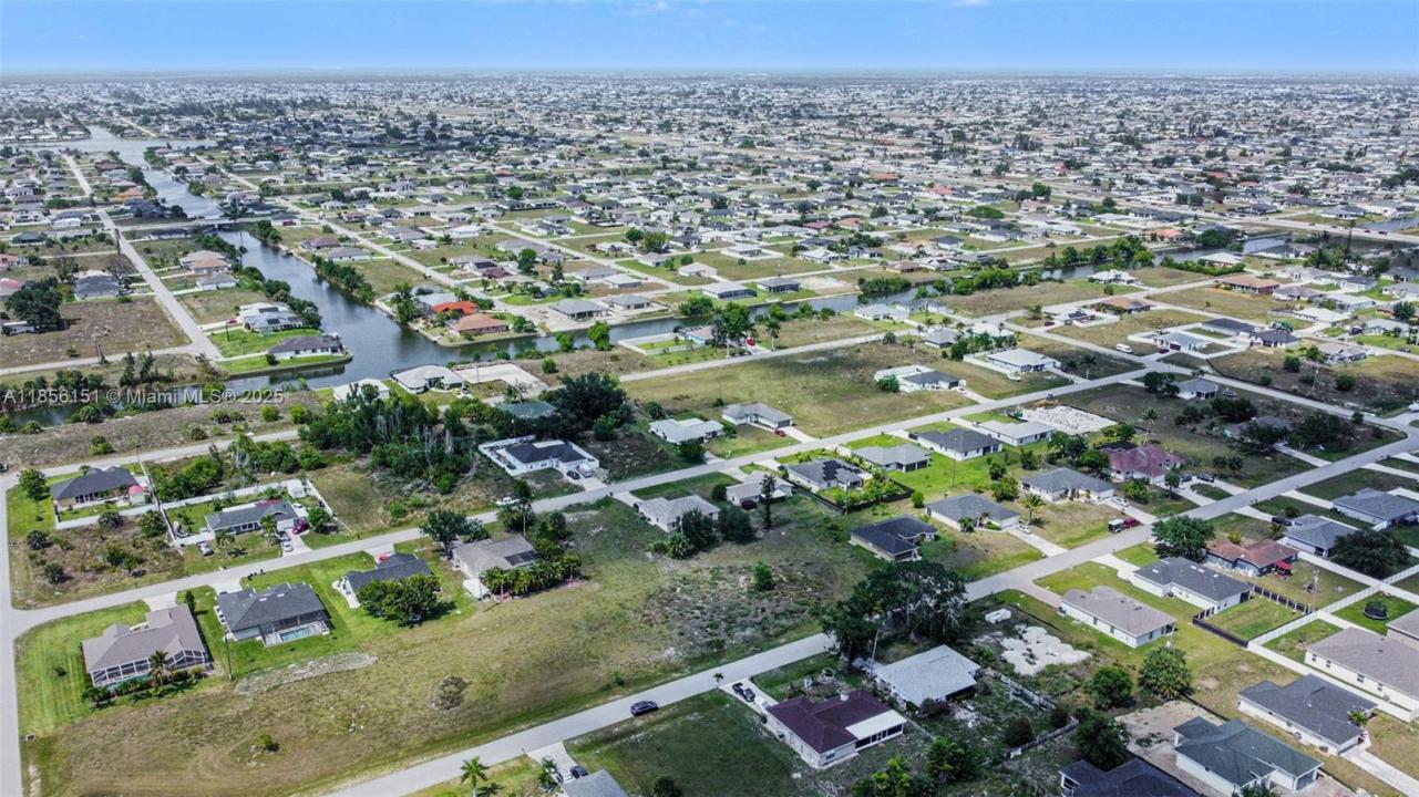 309 NW 4th Ter, Cape Coral, Florida 33993, USA