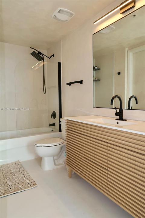 1861 NW S River Dr 2505, Miami, フロリダ 33125, アメリカ合衆国