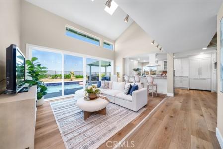 E Smokewood Circle, Anaheim Hills, カリフォルニア 92807, アメリカ合衆国