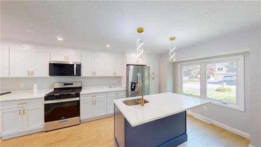 40 Waterview Drive B, Smithfield, 羅德島州 02917, 美國
