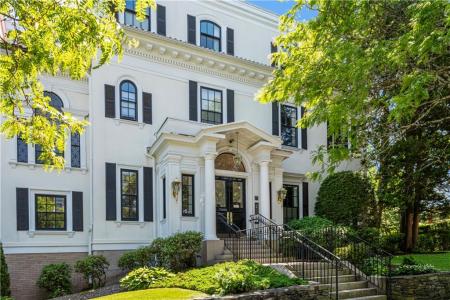 157 Waterman Street 2-5, Providence, RI 02906, USA