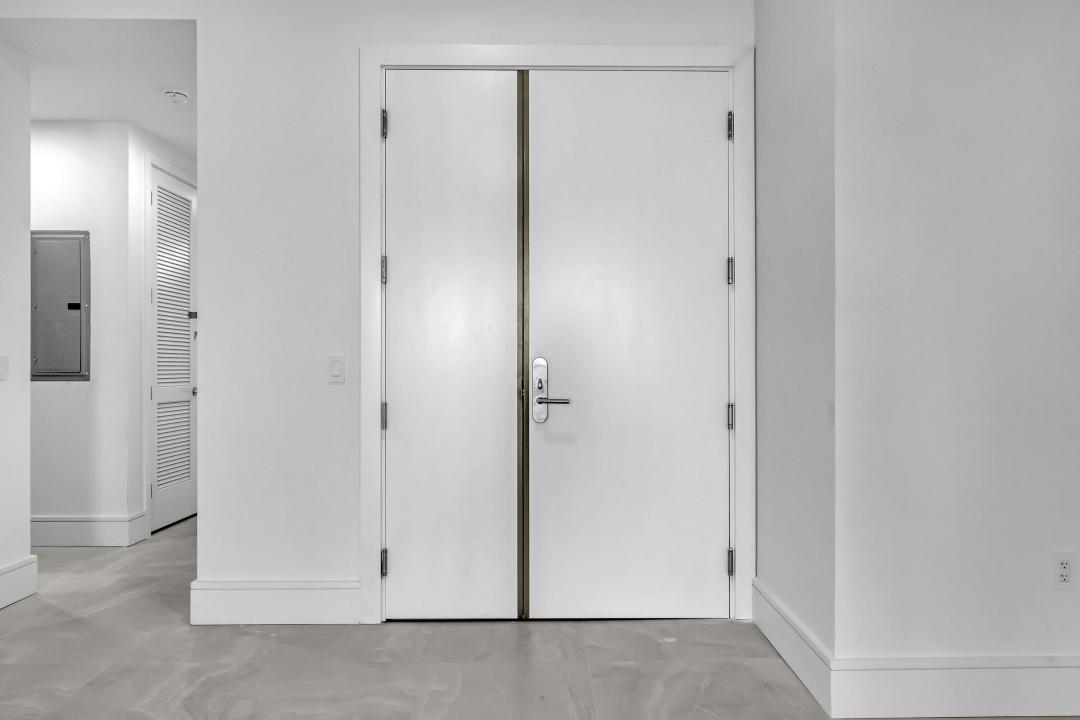 220 Lake Shore Drive N-2103, NAUTILUS 220, Lake Park, 佛罗里达州 33403, 美国