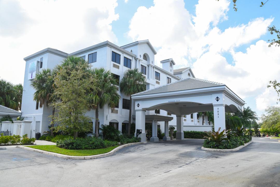 7051 N Seacrest Boulevard, Lantana, Florida 33462