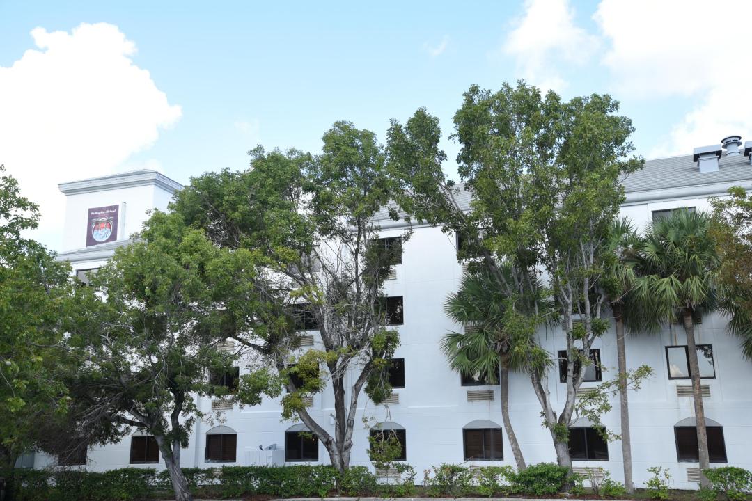 7051 Seacrest Boulevard, Lake Worth, Florida 33462