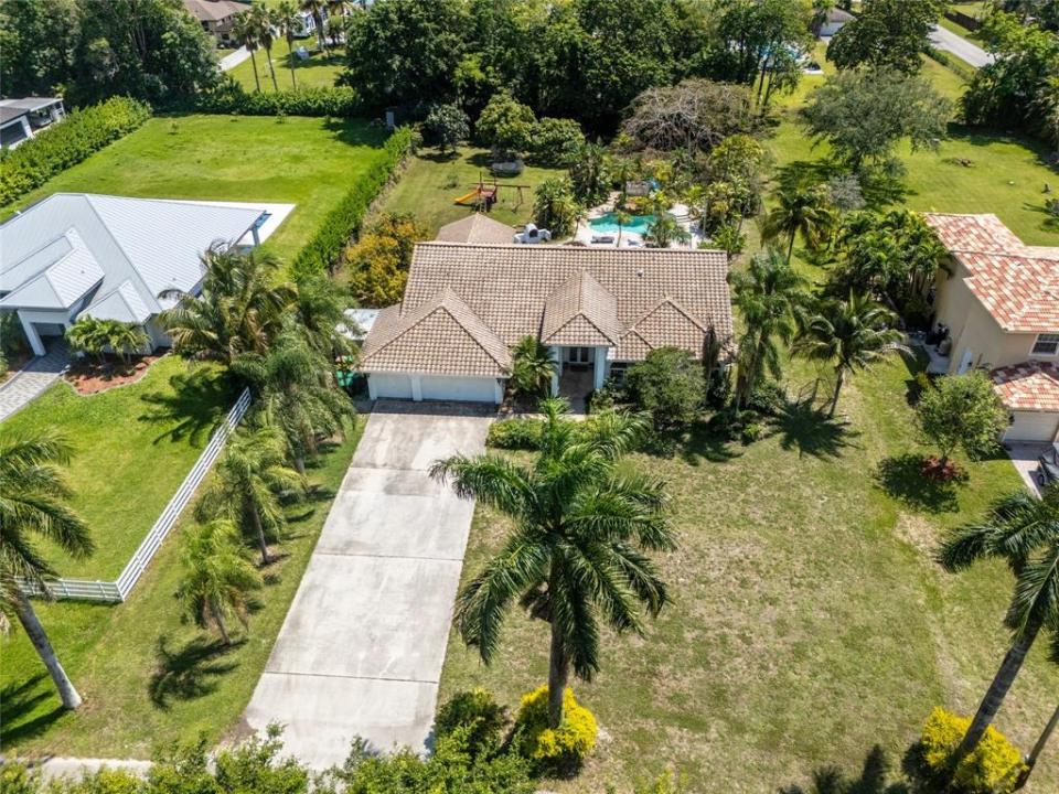 14463 SW 16th Ct, K&p Plat, Davie, Florida 33325