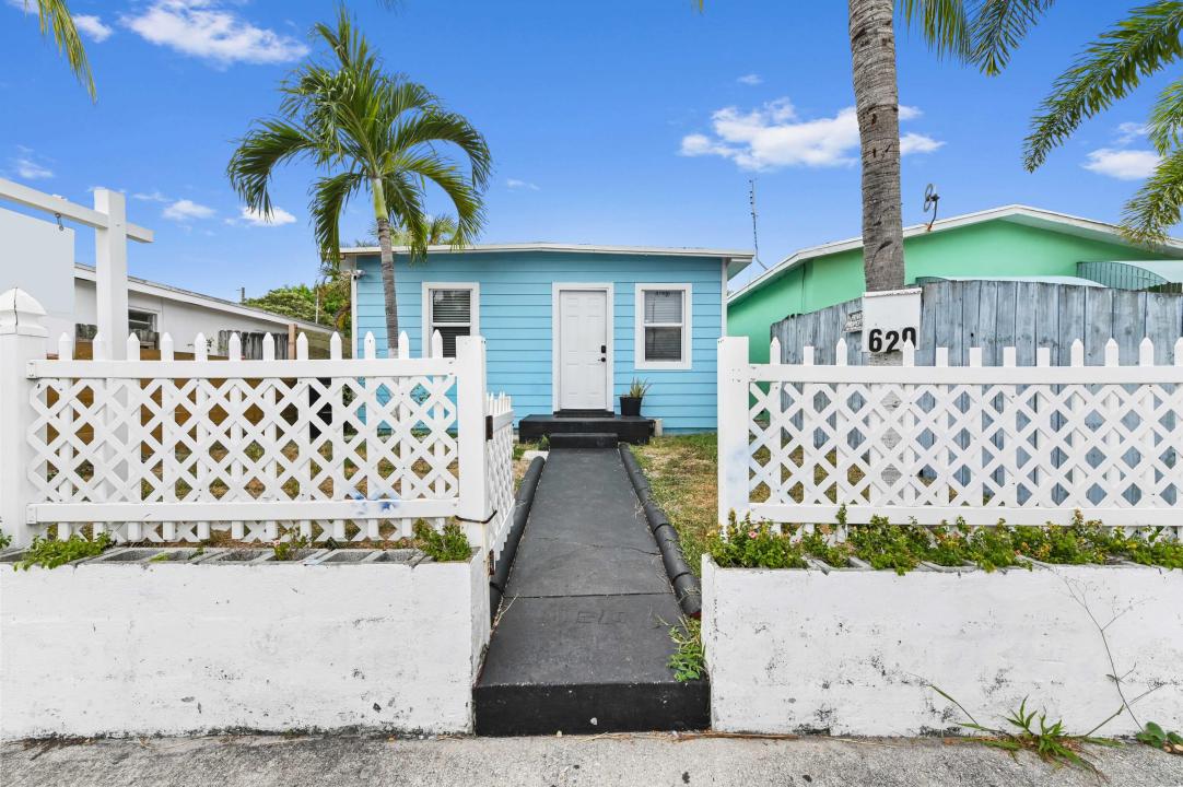 Lake Worth Beach, Florida 33460