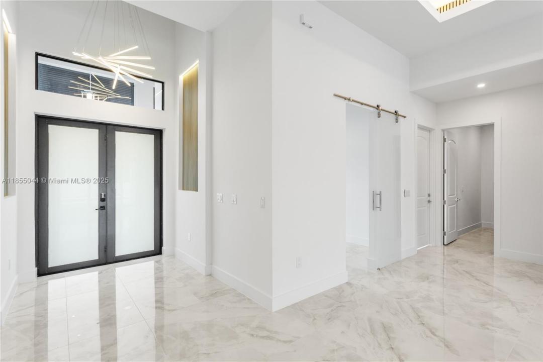 5 SW 37TH AVE, Other City - In The State Of Florida, פלורידה 33991, ארצות הברית של אמריקה