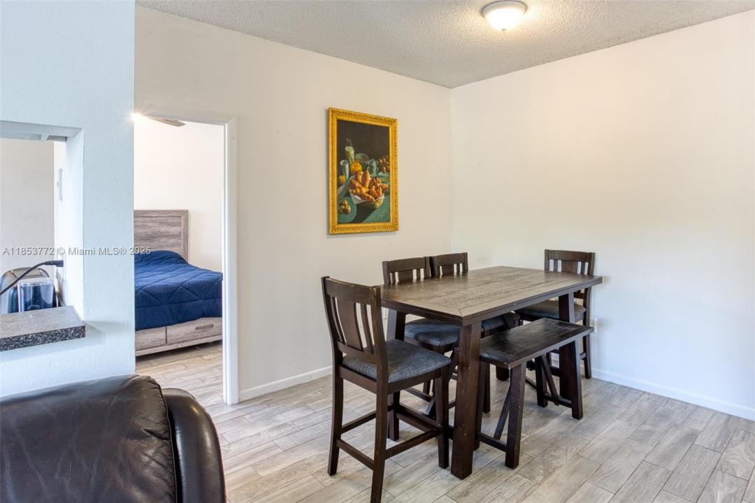 2301 NW 96th Ter 16C, Pembroke Pines, Florida 33024, Estados Unidos
