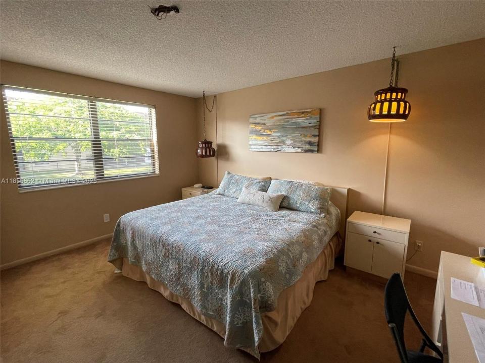 4975 E Sabal Palm Blvd 208, Tamarac, Floryda 33319, USA